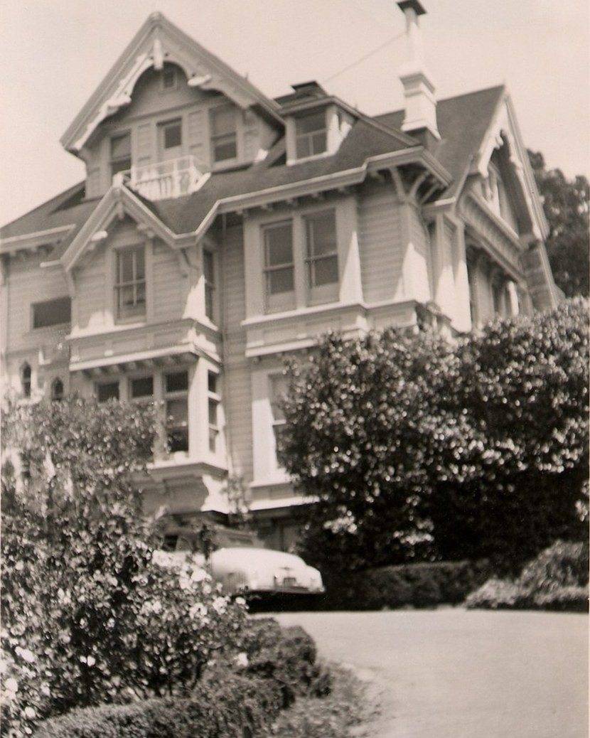 Macky Hall (Treadwell Mansion), California College of Arts and Crafts, Oakland, CA, 1953