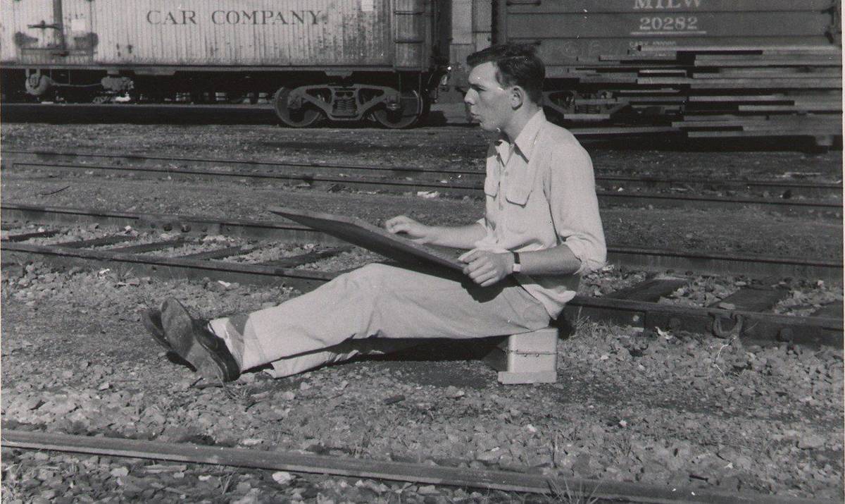 Bruce McGaw sketching, Oakland, CA, 1954