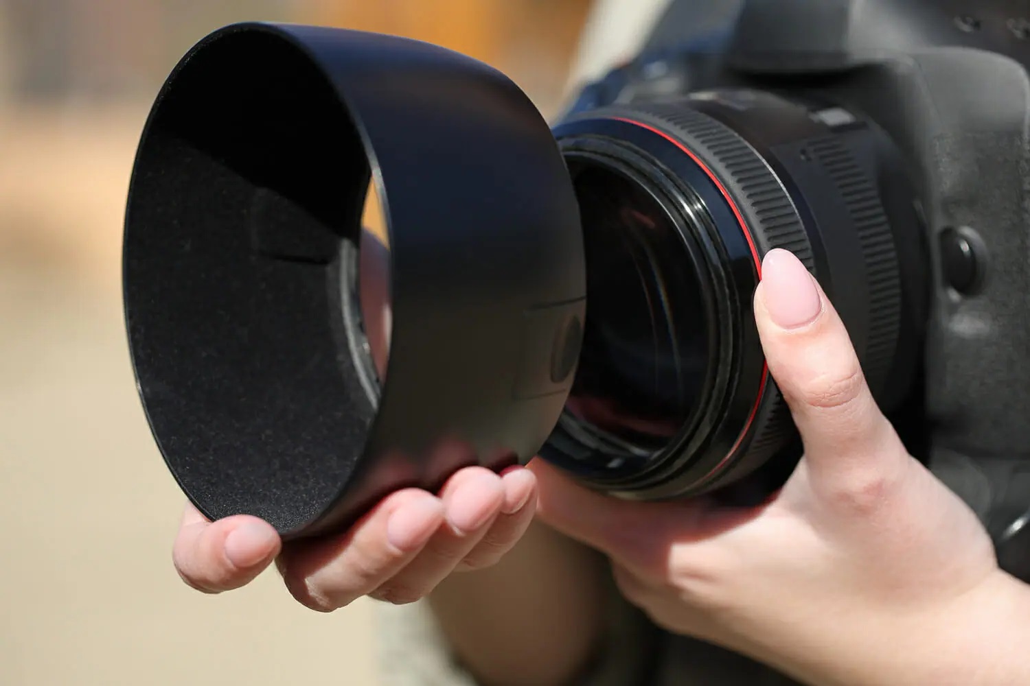 camera lens hood