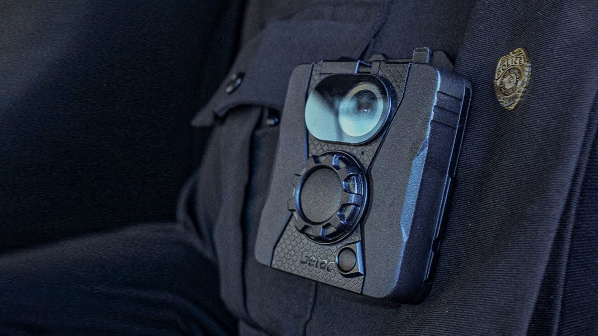 The Impact of Body Cameras on Public Trust and Safety插图3