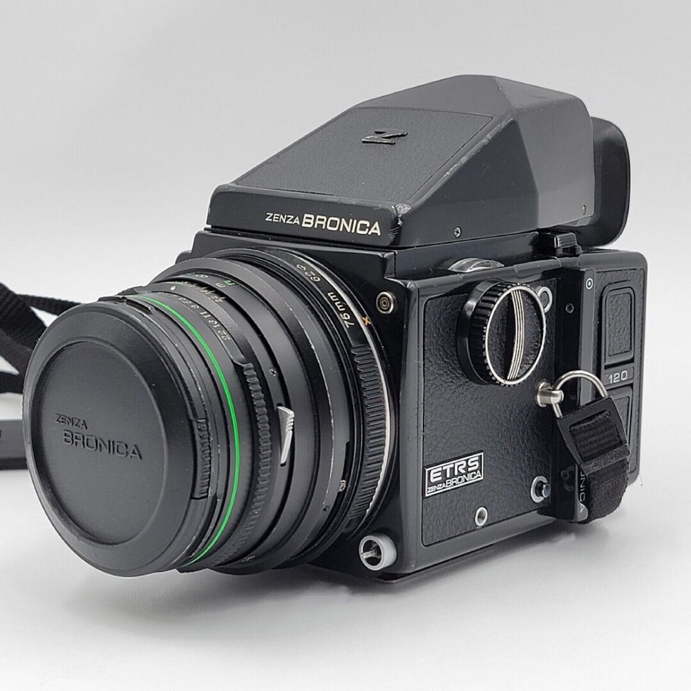 Zenza-Bronica-Medium-Format-Film-Camera