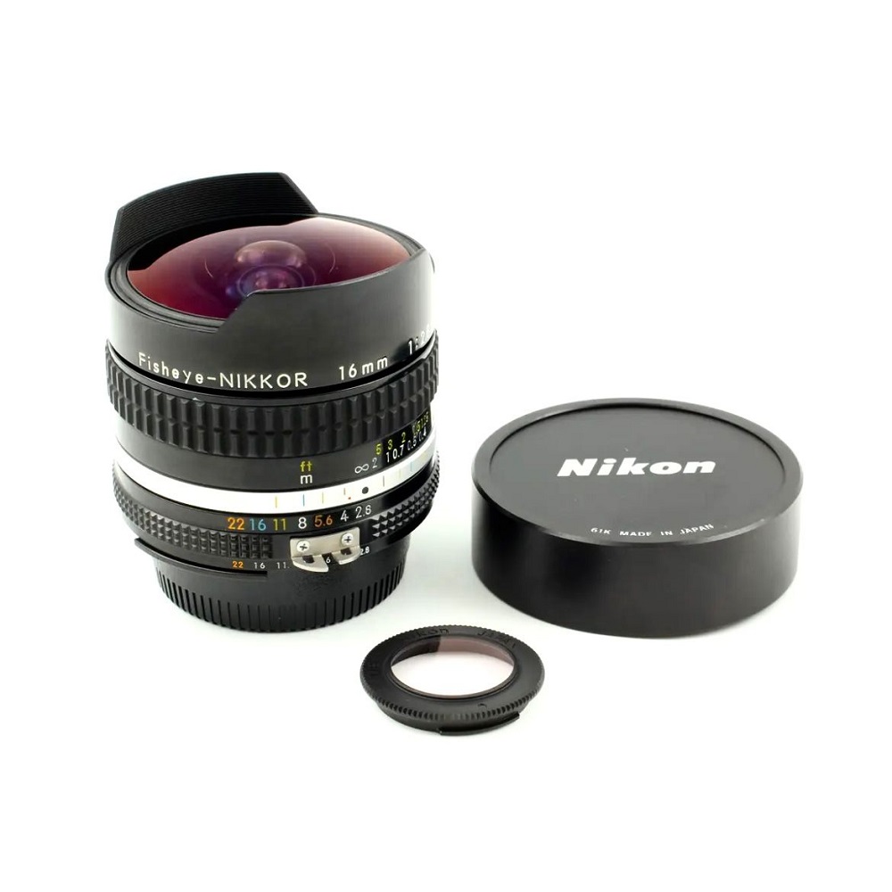 wide angle nikon lens